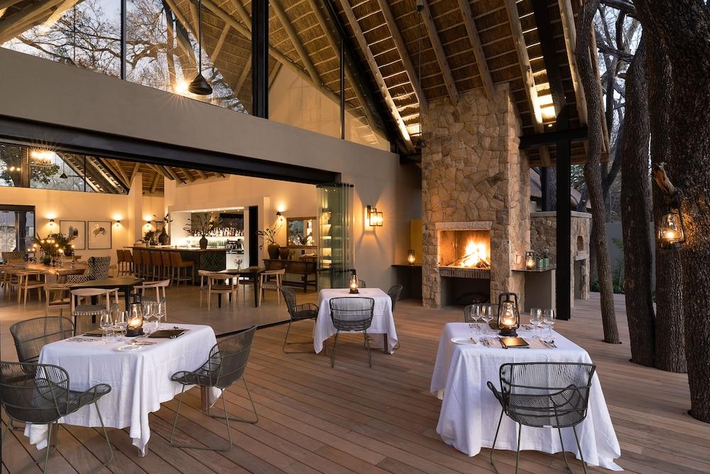 Monwana Hotel Hoedspruit Exterior photo